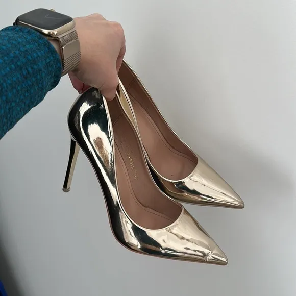 Metallic Point Toe Stiletto Heeled Court Pumps Gold