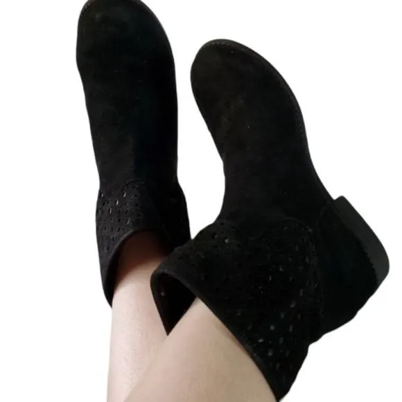 Michael Kors Boots Booties Ankle Shoes Black Vegan Leather Women's 5 WOMAN'S