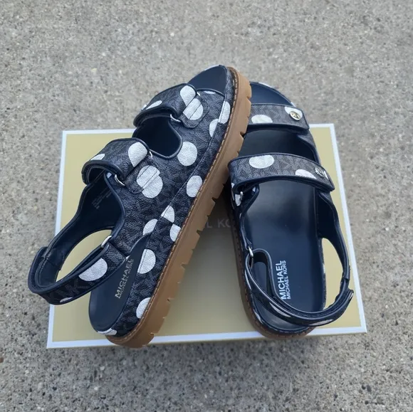 Michael Kors Leather Comfort Sandals  Women Size 8