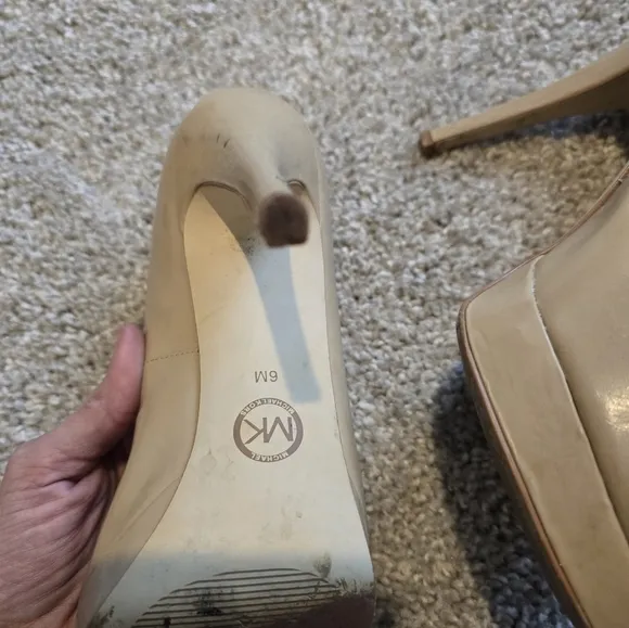 Michael Kors Women's Tan Peep-Toe Heels