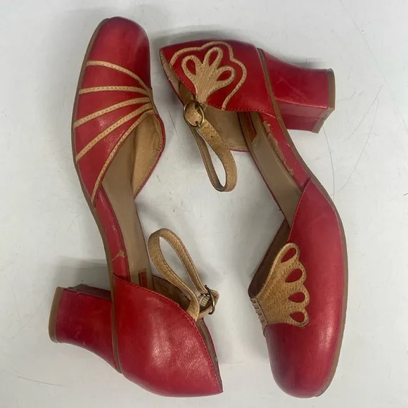 MIZ MOOZ Elly Red Leather Shoes Ankle Strap Heeled Size 9