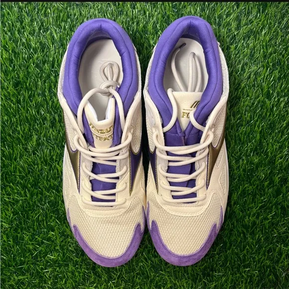 Mizuno Skymedal Sky Medal x Foot Patrol Purple Gold