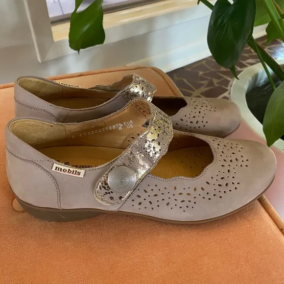 Mobils Ergonomic Fabienne style Women's Shoes BRAND NEW