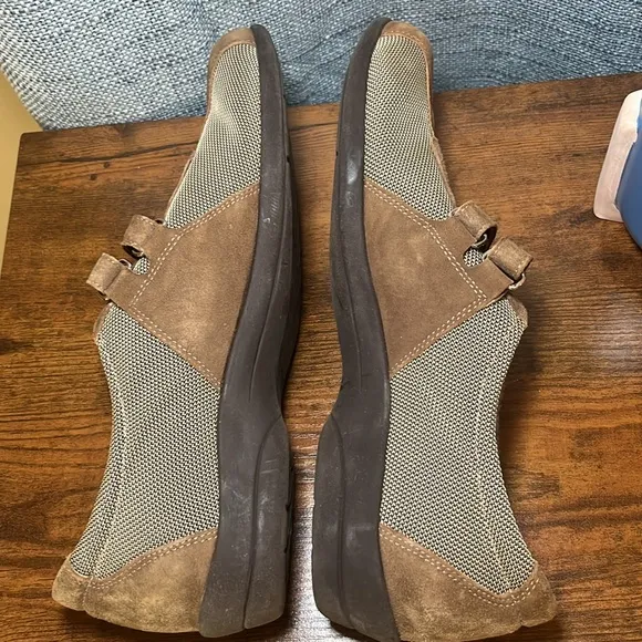 MUNRO Joliet Brown Suede Sneakers Casual Classic Hipster Comfy Cushion Non Slip