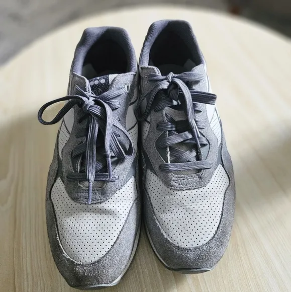 N.92 'Shade - Vapor Blue'Diadora / sneakers Men's Size 10.