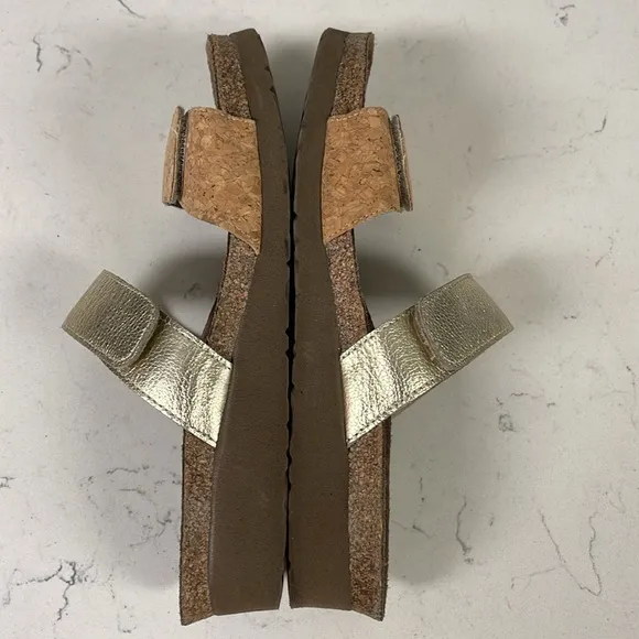 Naot Althea Radiant Gld Lthr/ Cork Lthr 4035-YE Size 39