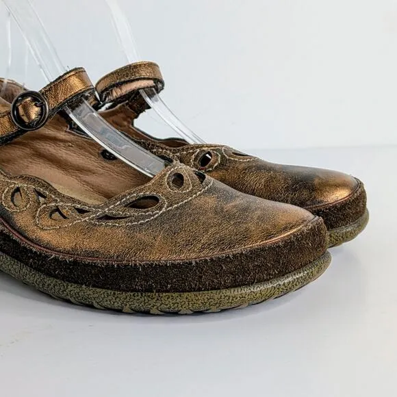Naot Shoes Rahina EU 38 Copper Metallic Mary Jane Strap Comfort Hook and Loop