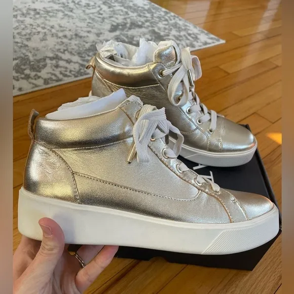 Naturalizer Champagne Womens Morrison Mid High Top Sneaker size 9M