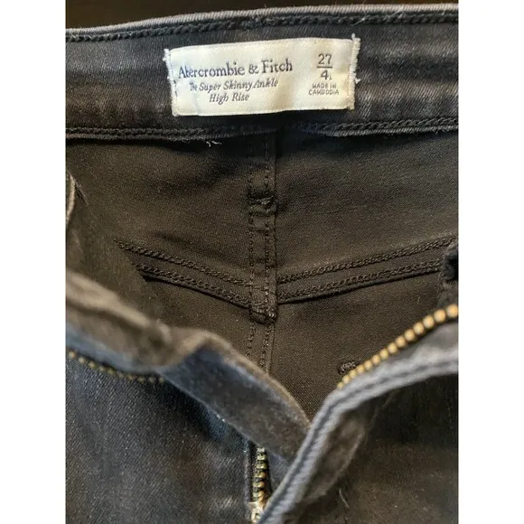 NEW Abercrombie &amp; Fitch Super Skinny Ankle‎ High Rise Jean 27 4L Black Raw Ankle