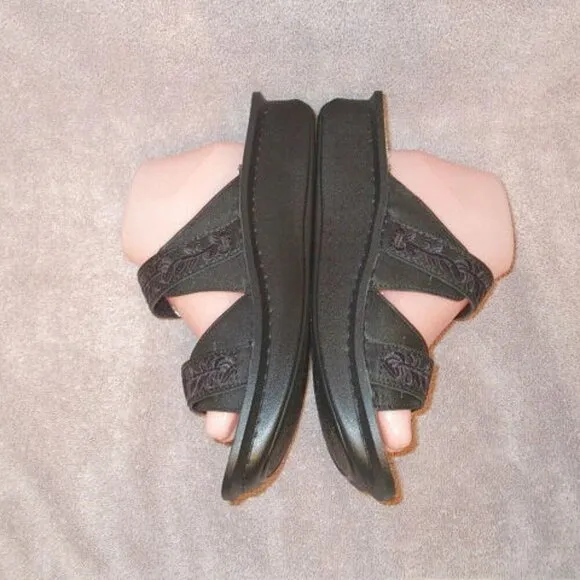 NEW Alegria CLARA Tooled LEATHER Sandals Size 42 11 COMFORT Slide PADDED Arch