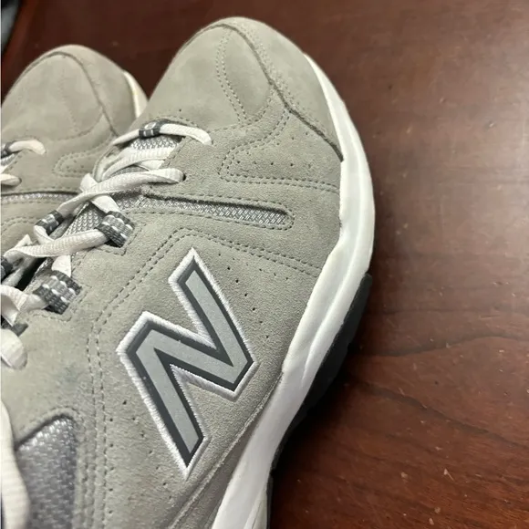 New balance 608‎ gray trainer suede size 10 athletic shoes comfort foot healing