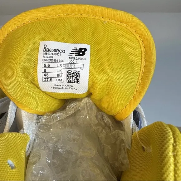 New Balance 650 honeycomb, hot top sneakers yellow, and white mens size 9.5 NWOB