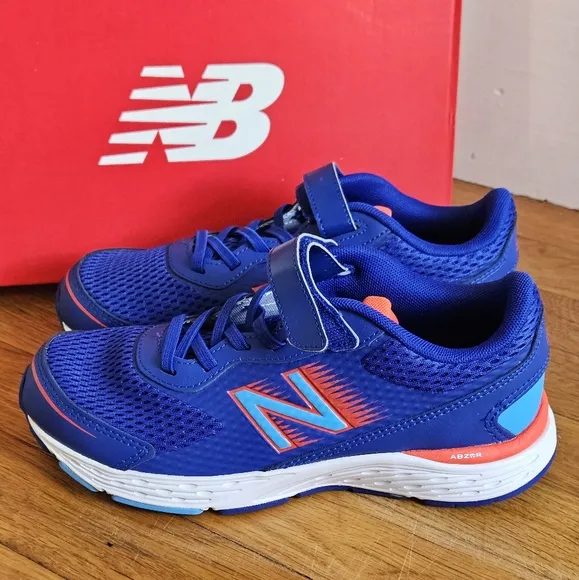 New Balance Big Kids 680V6 Hook and Loop running Sneakers
