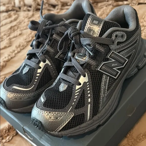 New Balance Kids' Black Sneakers