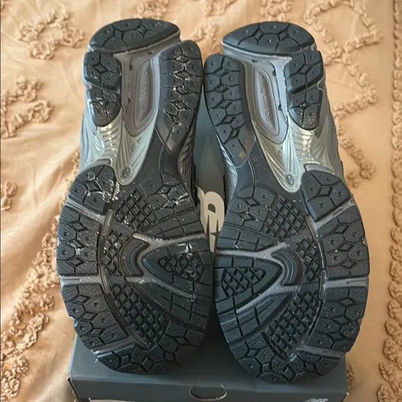 New Balance Kids' Black Sneakers