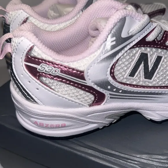 New Balance PZ530RK Kids' White and Pink Sneakers Size 1