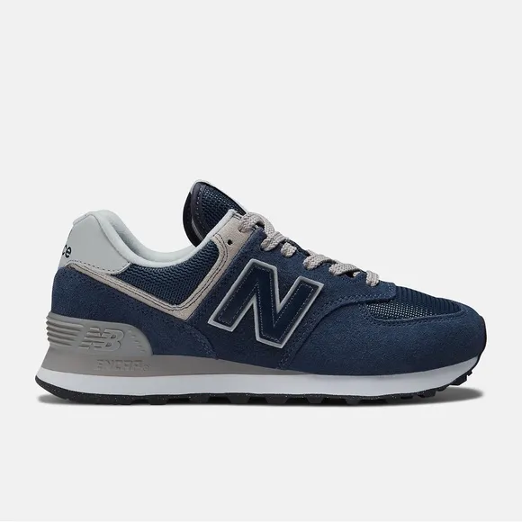New Balance Women’s 574 Core Classics Sneakers, Navy/White, Size 11 (WL574EVN)
