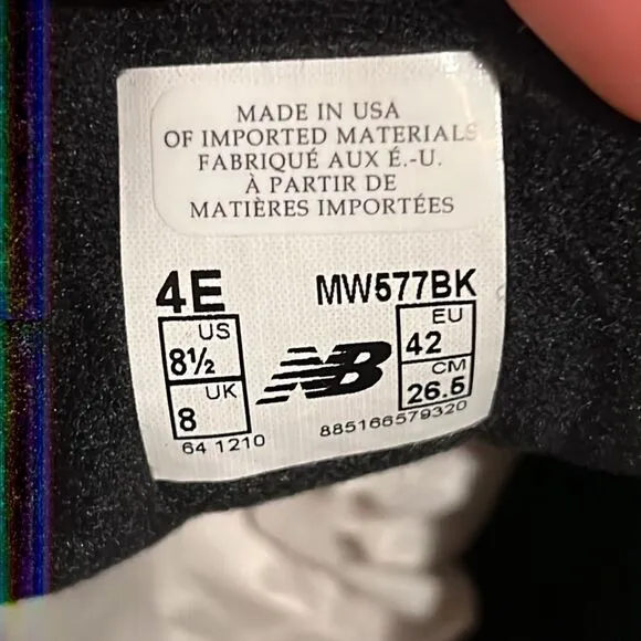 New balance 577 walking sneaker dsl-2 black leather sneaker made in USA NWT