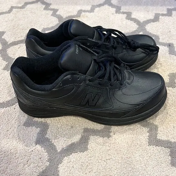 New balance 577 walking sneaker dsl-2 black leather sneaker made in USA NWT