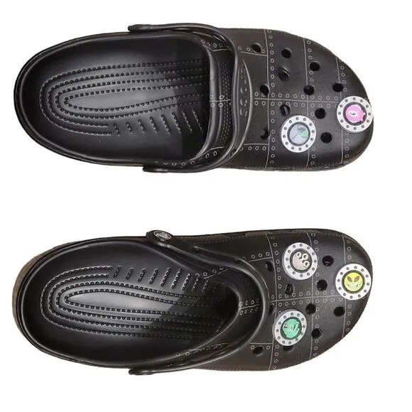 New Crocs Classic X Ron English AREA 54 Space Aliens Charms Size 10
