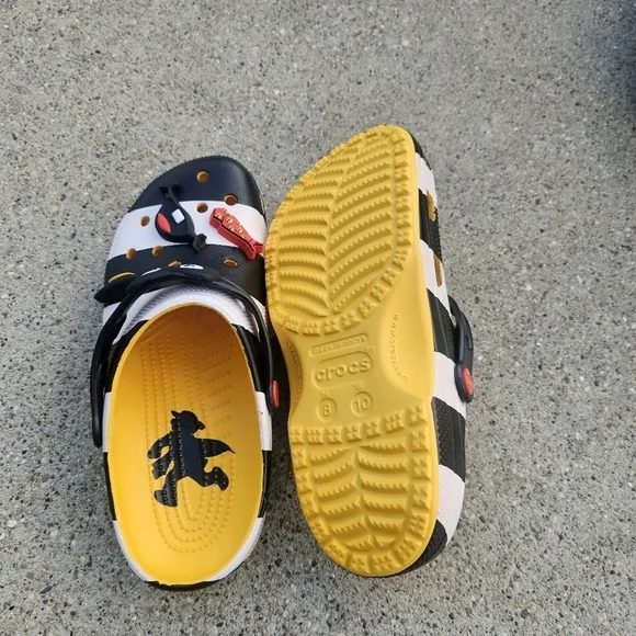 New Crocs McDonald's Sandals Women's Size 9