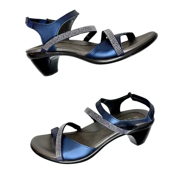 NEW NAOT Innovate Leather Rhinestone Detail Block Heel Dress Sandals Blue SZ 9