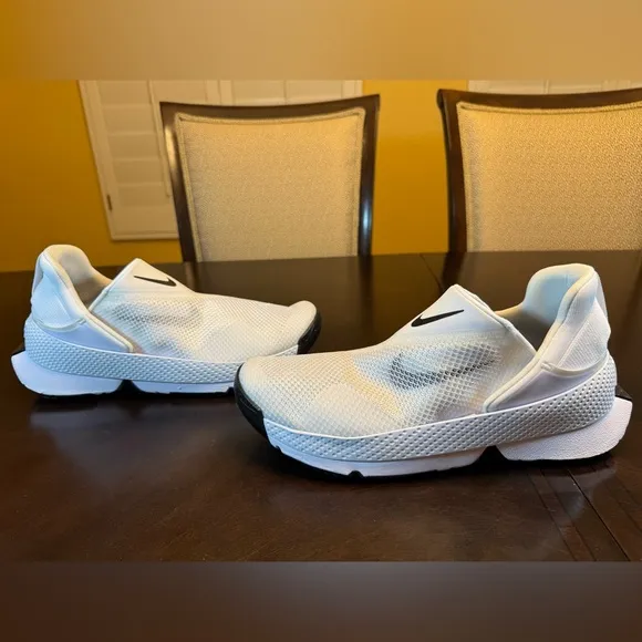 New Nike GO Flyease Sneaker Shoes White Black Size 11