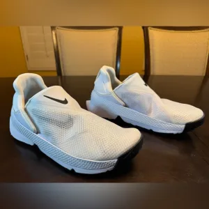 New Nike GO Flyease Sneaker Shoes White Black Size 11