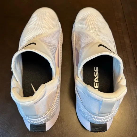 New Nike GO Flyease Sneaker Shoes White Black Size 11