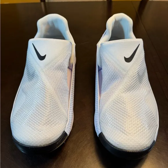 New Nike GO Flyease Sneaker Shoes White Black Size 11