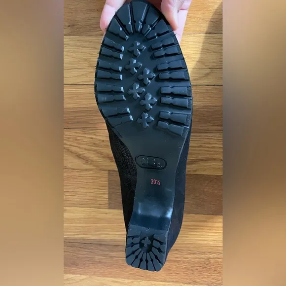 NEW Pas De Rouge Women’s Black Shoes