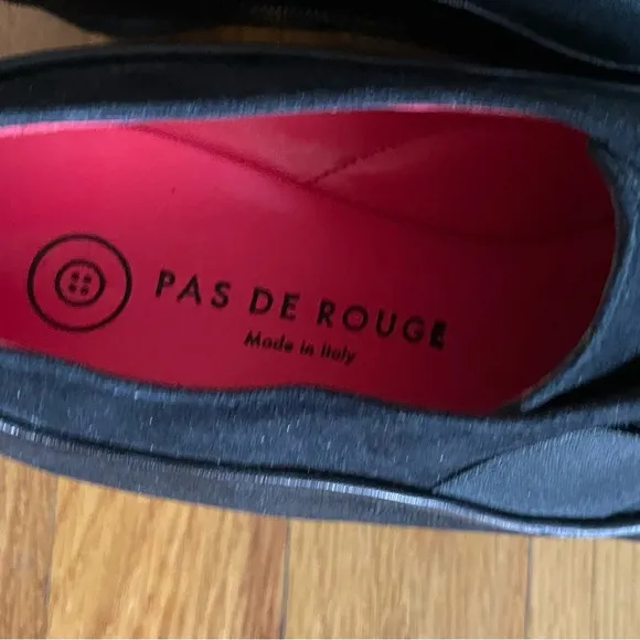 NEW Pas De Rouge Women’s Black Shoes