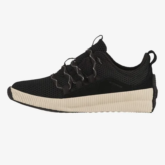 NEW Sorel Out N About plus black mesh casual streetwear sneakers Size 7