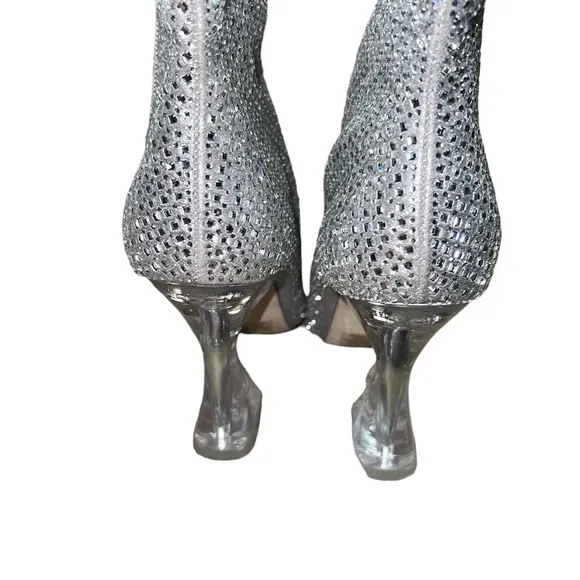 ✅New! STEVE MADDEN WOMENS VIVY DRESS BOOT - SILVER NO FLAWS