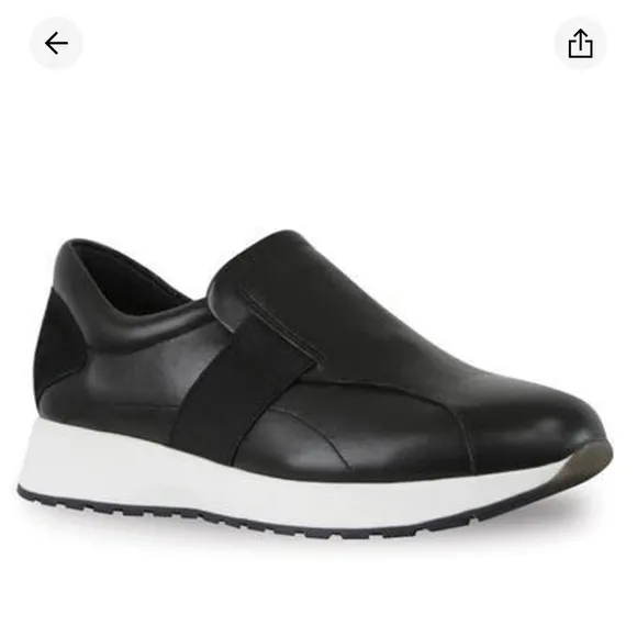 NIB $230 Munro Laurel Black Leather Sleek Slip On Sneakers women size 7 W