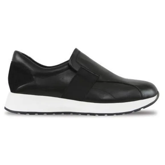 NIB $230 Munro Laurel Black Leather Sleek Slip On Sneakers women size 7 W