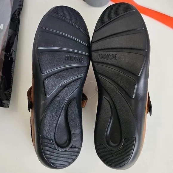 Nib- Anodyne, Women's No.19 Diabetic Casual Mary Jane Leather Shoes. Size: 7.5w.