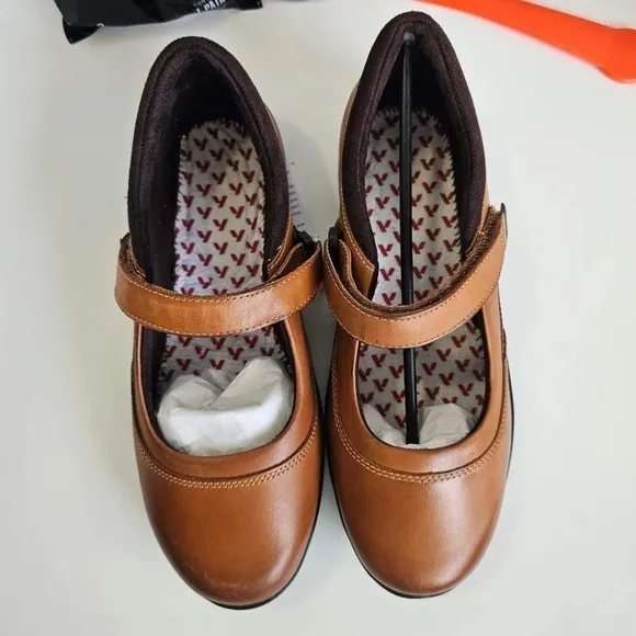 Nib- Anodyne, Women's No.19 Diabetic Casual Mary Jane Leather Shoes. Size: 7.5w.