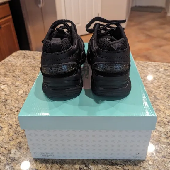 NIB APEX 3 Velcro Strap Diabetic Leather X Last Walking Shoe Men's 9W