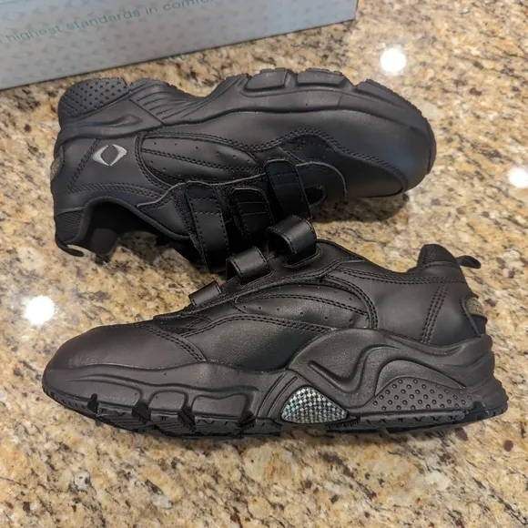 NIB APEX 3 Velcro Strap Diabetic Leather X Last Walking Shoe Men's 9W