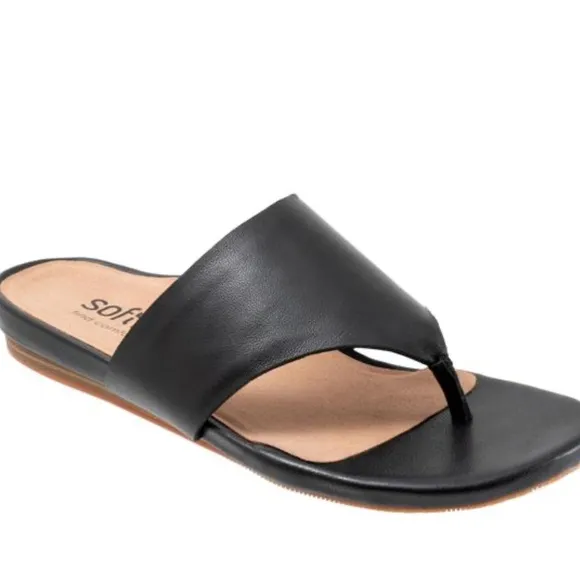 NIB- Softwalk Chandler Sandals