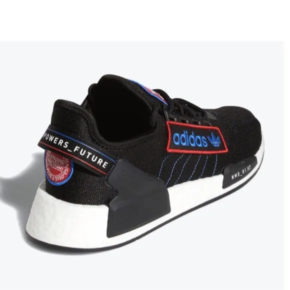 NIB✔️Adidas NMD_R1 V2 Sneakers