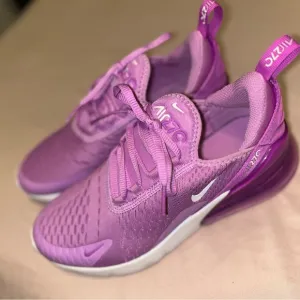 Nike air 270’s