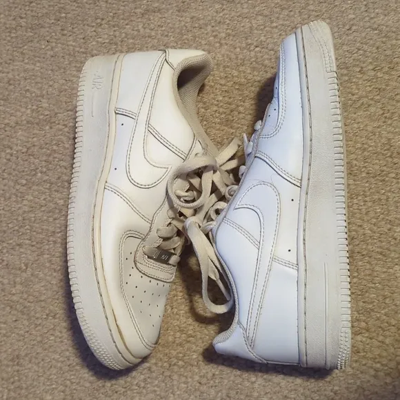 Nike Air Force 1 LE GS Low Triple White Shoes DH2920-111 5.5Y Women's 7