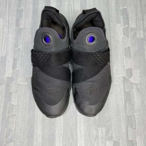 Nike Air Huarache Extreme Black Sneakers Youth Boys Sz 5Y