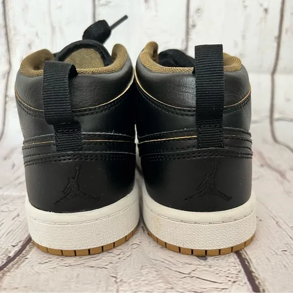 Nike Air Jordan 1 Kid’s Retro Black and Gold Basketball Shoes, Size 1.5Y