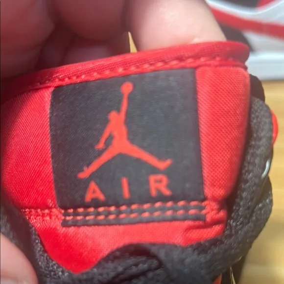 Nike Air Jordan 1 Mid Bred size 10.5 excellent condition.