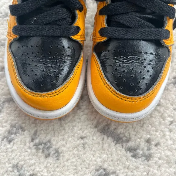 Nike Air Jordan 1 Mid Shoes ‘Reverse Yellow Toe/Taxi’ 640734 701 - Size 11C
