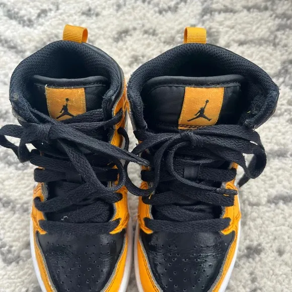 Nike Air Jordan 1 Mid Shoes ‘Reverse Yellow Toe/Taxi’ 640734 701 - Size 11C
