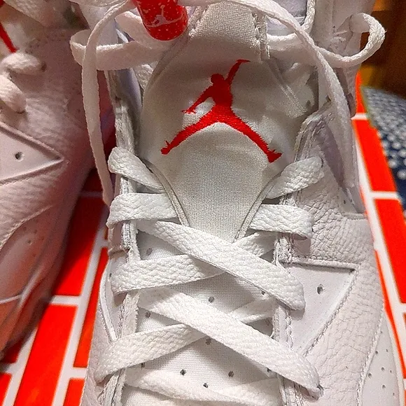 NIKE AIR JORDAN 6 RETO RED OREO